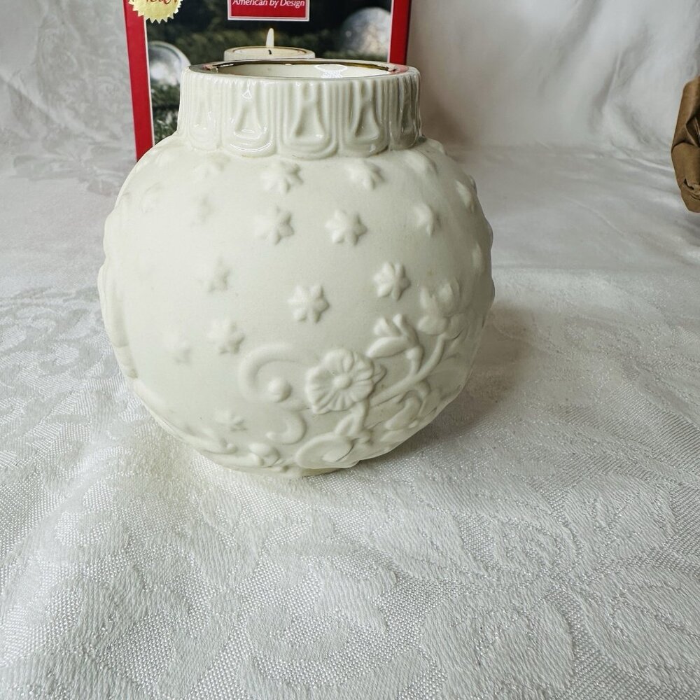Lenox Ornamental Glow Nativity Votive Holder Bisque Cream Tea Light Candle Box - Picture 2 of 10